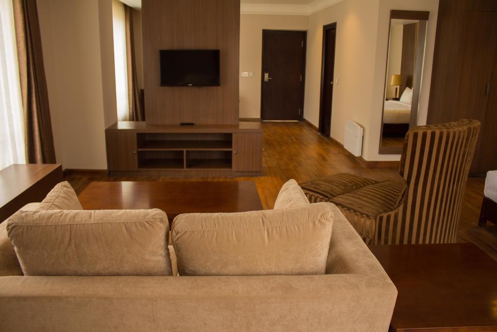 Ariya Hotel Thimphu Phòng bức ảnh