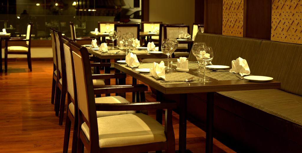Ariya Hotel Thimphu Ngoại thất bức ảnh
